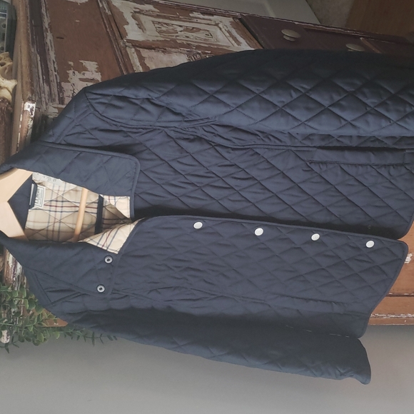 L.L. Bean Quilted Coat - Picture 2 of 8